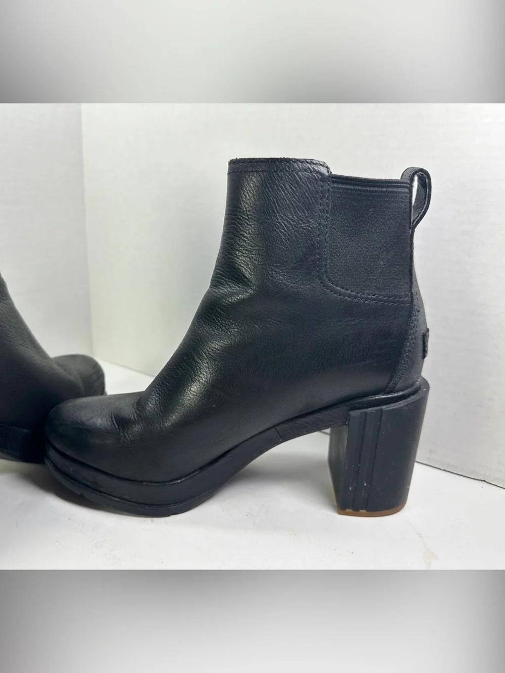 Sorel Margot Black Leather Block Heel Ankle Boots Size 8